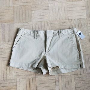 NWT Gap khaki city shorts size 10P